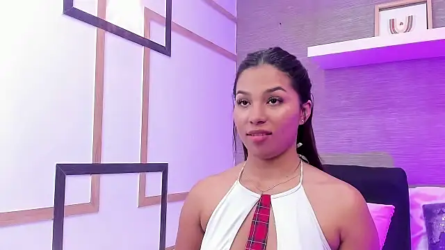 CharlotteGraay online show from March 13, 2025, 1:54 am