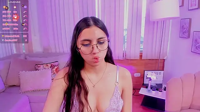 Grace  jones online show from March 7, 2025, 4:44 pm