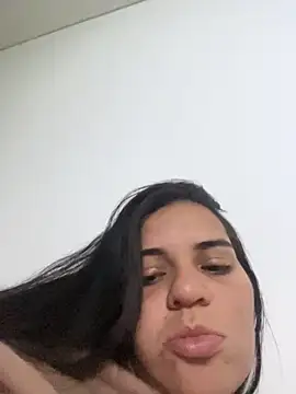 Anddyy   online show from November 25, 2025, 1:28 am