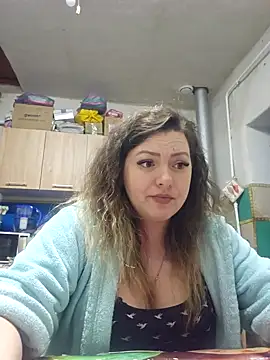 Snapshot of Jyleta chatting on March 1, 2025, 10:42 pm Jyleta online show from March 1, 2025, 10:42 pm