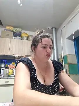 Snapshot of Jyleta chatting on July 4, 2026, 9:41 pm Jyleta online show from July 4, 2026, 9:41 pm