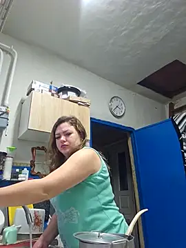 Snapshot of Jyleta chatting on November 7, 2025, 1:37 pm Jyleta online show from November 7, 2025, 1:37 pm