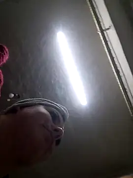 Snapshot of Jyleta chatting on September 25, 2025, 8:59 pm Jyleta online show from September 25, 2025, 8:59 pm