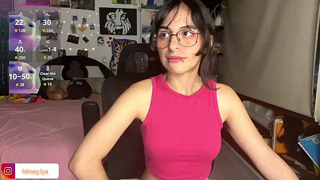 B0nnie H0ney online show from March 18, 2026, 1:09 am