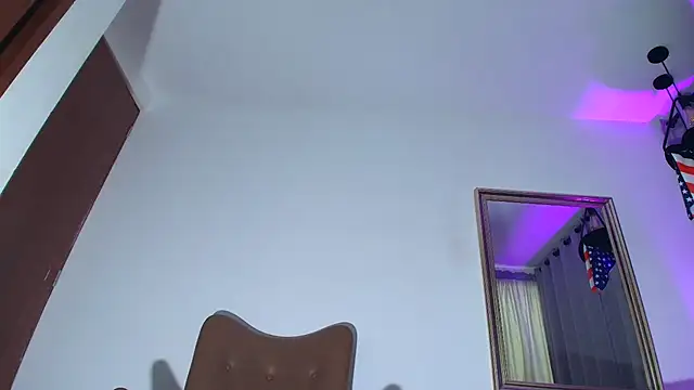 Snapshot of orlando_yate chatting on October 8, 2025, 1:12 pm orlando yate online show from October 8, 2025, 1:12 pm