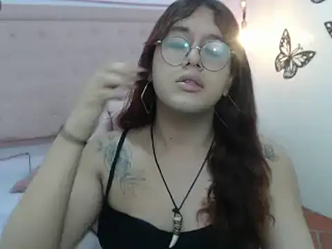 Snapshot of kathepickmanx chatting on March 20, 2025, 3:13 am kathepickmanx online show from March 20, 2025, 3:13 am