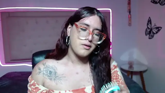 Snapshot of kathepickmanx chatting on October 2, 2025, 4:05 am kathepickmanx online show from October 2, 2025, 4:05 am