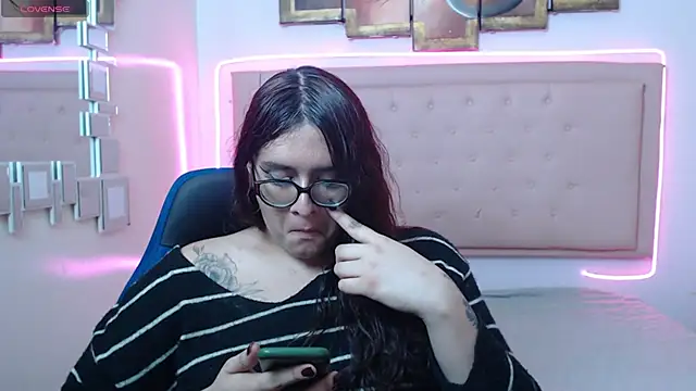 kathepickmanx online show from January 8, 2026, 3:23 am