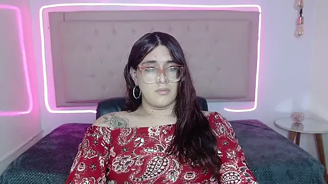 Snapshot of kathepickmanx chatting on October 5, 2025, 3:30 am kathepickmanx online show from October 5, 2025, 3:30 am