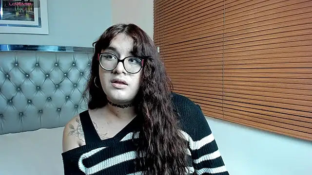 kathepickmanx online show from June 3, 2026, 3:29 am