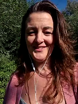 Snapshot of cumtomama chatting on September 28, 2025, 11:06 am cumtomama online show from September 28, 2025, 11:06 am