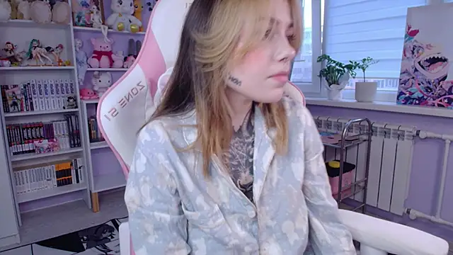 Catharsisi online show from October 22, 2025, 1:54 pm