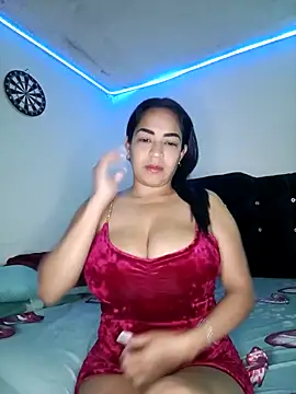 Snapshot of CarolinePolsen chatting on October 15, 2025, 12:24 pm CarolinePolsen online show from October 15, 2025, 12:24 pm