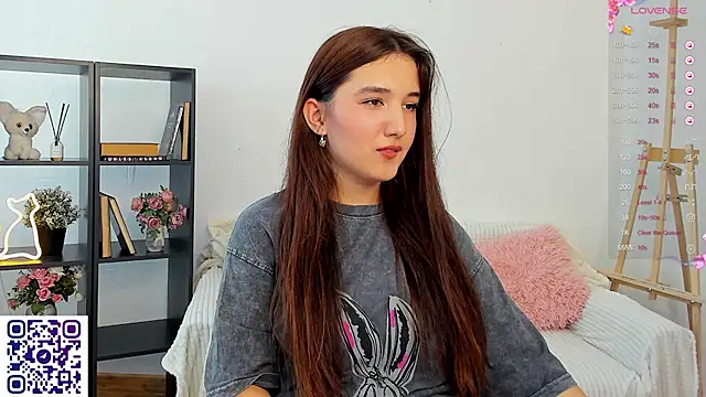 anna elfi online show from February 23, 2025, 5:56 am