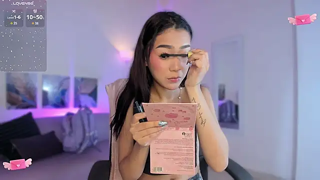 Snapshot of Kathe_slim chatting on November 20, 2025, 4:18 pm Kathe slim online show from November 20, 2025, 4:18 pm