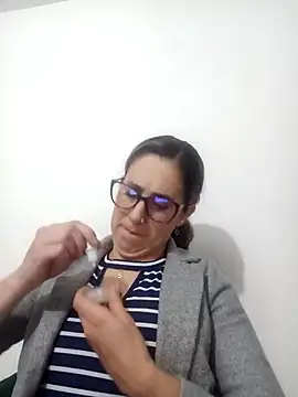 CHARLOTTE 1711 online show from February 21, 2025, 12:16 am