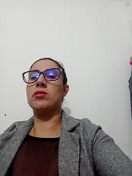 CHARLOTTE 1711 online show from February 14, 2025, 1:45 am