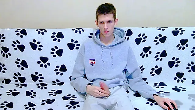 Snapshot of Lester_Broo chatting on February 1, 2026, 8:12 am Lester Broo online show from February 1, 2026, 8:12 am