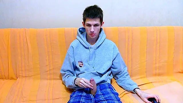 Snapshot of Lester_Broo chatting on February 20, 2026, 7:21 am Lester Broo online show from February 20, 2026, 7:21 am