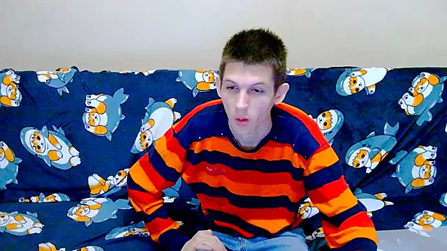 Snapshot of Lester_Broo chatting on December 20, 2025, 7:33 am Lester Broo online show from December 20, 2025, 7:33 am