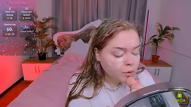 Snapshot of Erica__Alta chatting on November 25, 2025, 6:47 am Erica Alta online show from November 25, 2025, 6:47 am