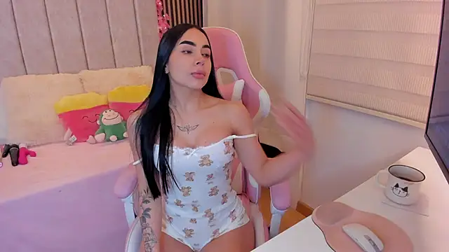 Snapshot of tamy_xoo chatting on April 1, 2026, 6:49 pm tamy xoo online show from April 1, 2026, 6:49 pm