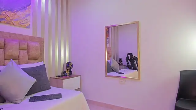 avis lara online show from September 20, 2025, 7:08 pm