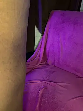 Lilymoonshow online show from April 5, 2026, 8:54 am