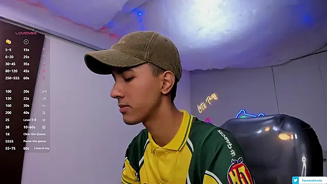 HarolddXL online show from September 12, 2025, 1:11 pm