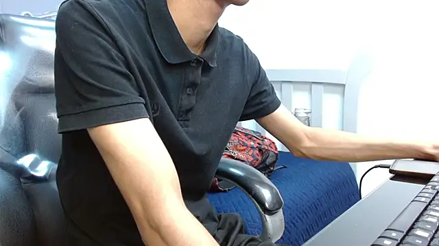 HarolddXL online show from March 10, 2025, 12:38 pm