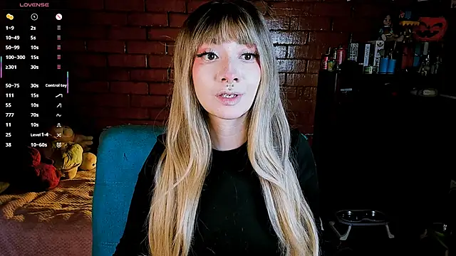 Annycolin  online show from February 8, 2026, 4:21 am