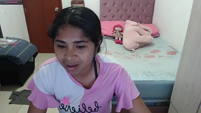 july-feria online show from October 25, 2025, 10:21 pm