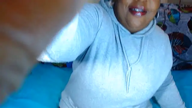 omalicha98 online show from July 10, 2026, 6:24 am