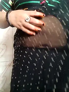 Snapshot of Haseena_Baby chatting on February 22, 2026, 6:38 am Haseena Baby online show from February 22, 2026, 6:38 am