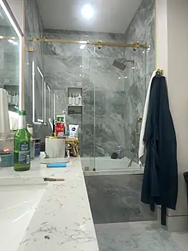 carlospingalinda online show from October 1, 2025, 9:51 pm