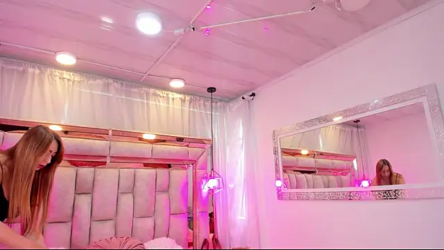 Katalina Evans online show from September 24, 2025, 12:00 pm