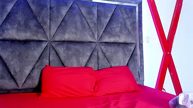 BrigitteRoy  online show from February 17, 2026, 3:15 am