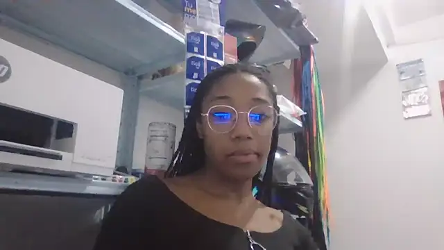 esmeralda-bk online show from February 28, 2025, 11:12 pm