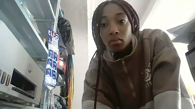 esmeralda-bk online show from March 17, 2025, 2:56 pm