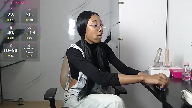 esmeralda-bk online show from September 18, 2025, 9:51 pm