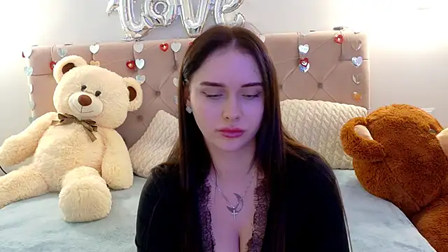 Snapshot of Lilliana_Moon chatting on February 11, 2026, 10:37 am Lilliana Moon online show from February 11, 2026, 10:37 am