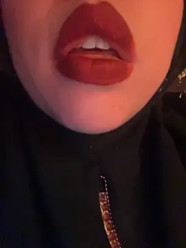 Snapshot of zahra_Jalid chatting on May 15, 2026, 11:47 pm zahra Jalid online show from May 15, 2026, 11:47 pm