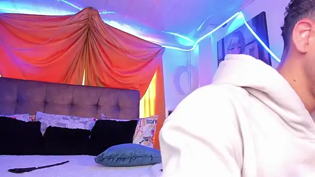 Ethan Boyy online show from September 20, 2025, 3:06 pm