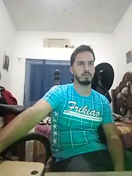 alejo5288 online show from October 3, 2025, 2:48 am