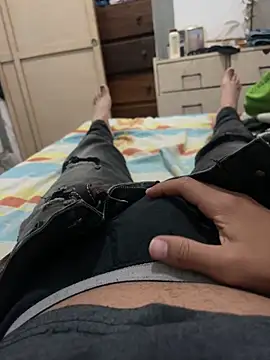 alejo5288 online show from March 19, 2026, 4:18 pm