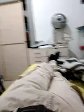 alejo5288 online show from March 7, 2026, 3:13 am