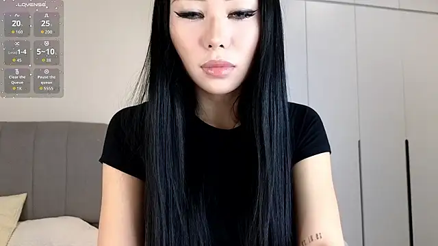 asianqueeny online show from March 8, 2026, 5:49 pm
