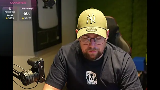 justinitt online show from December 3, 2025, 7:52 am