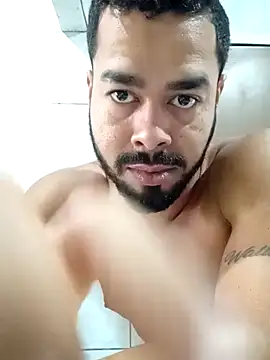 Snapshot of Moreno331391 chatting on October 24, 2025, 1:54 pm Moreno331391 online show from October 24, 2025, 1:54 pm