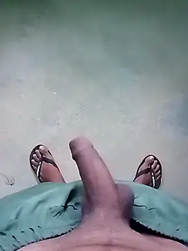 Snapshot of Moreno331391 chatting on March 3, 2026, 8:54 am Moreno331391 online show from March 3, 2026, 8:54 am